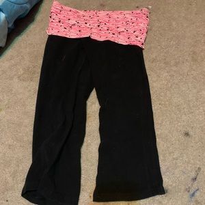 Capri active leggings with roll down top